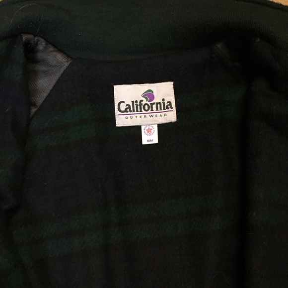 Dark green wool coat! - Picture 7 of 8